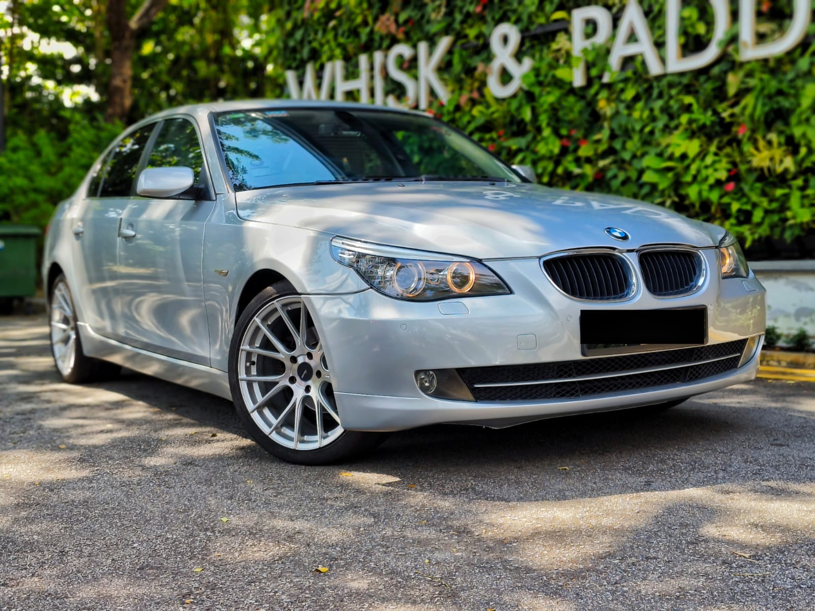 BMW 5 Series 523i