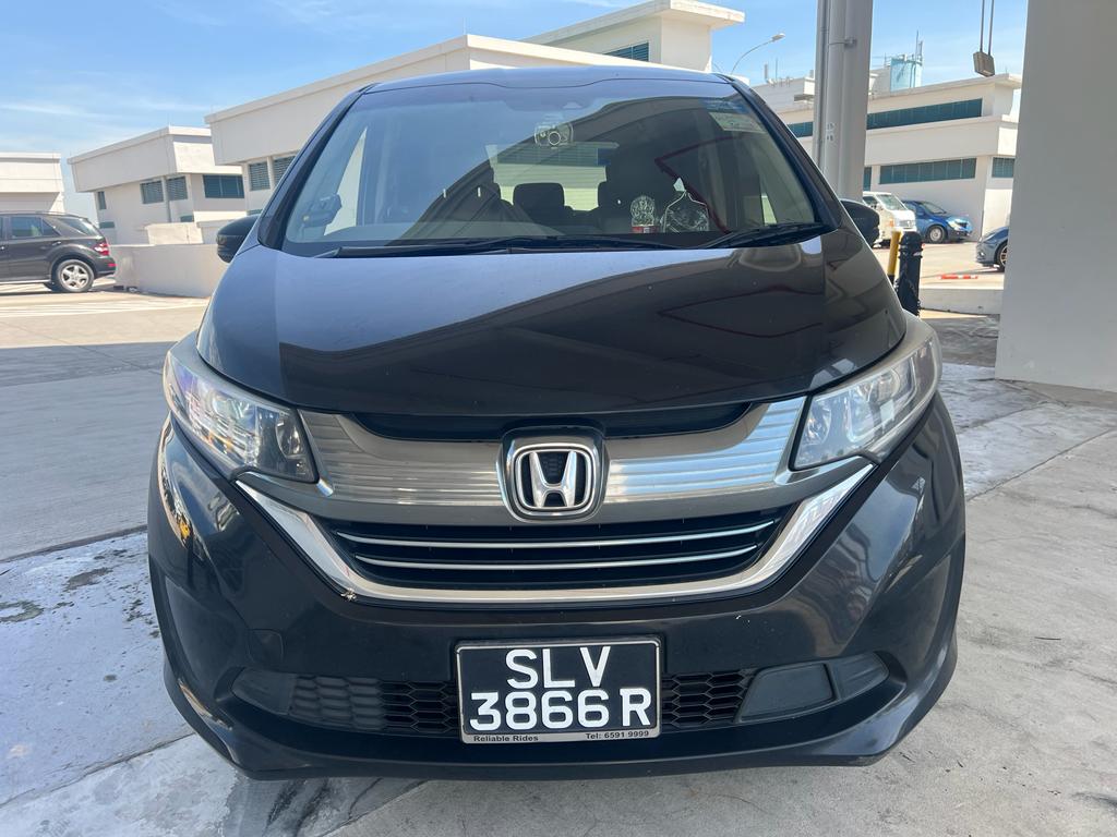 Honda Freed Hybrid (Monthly/ Yearly Contract only)