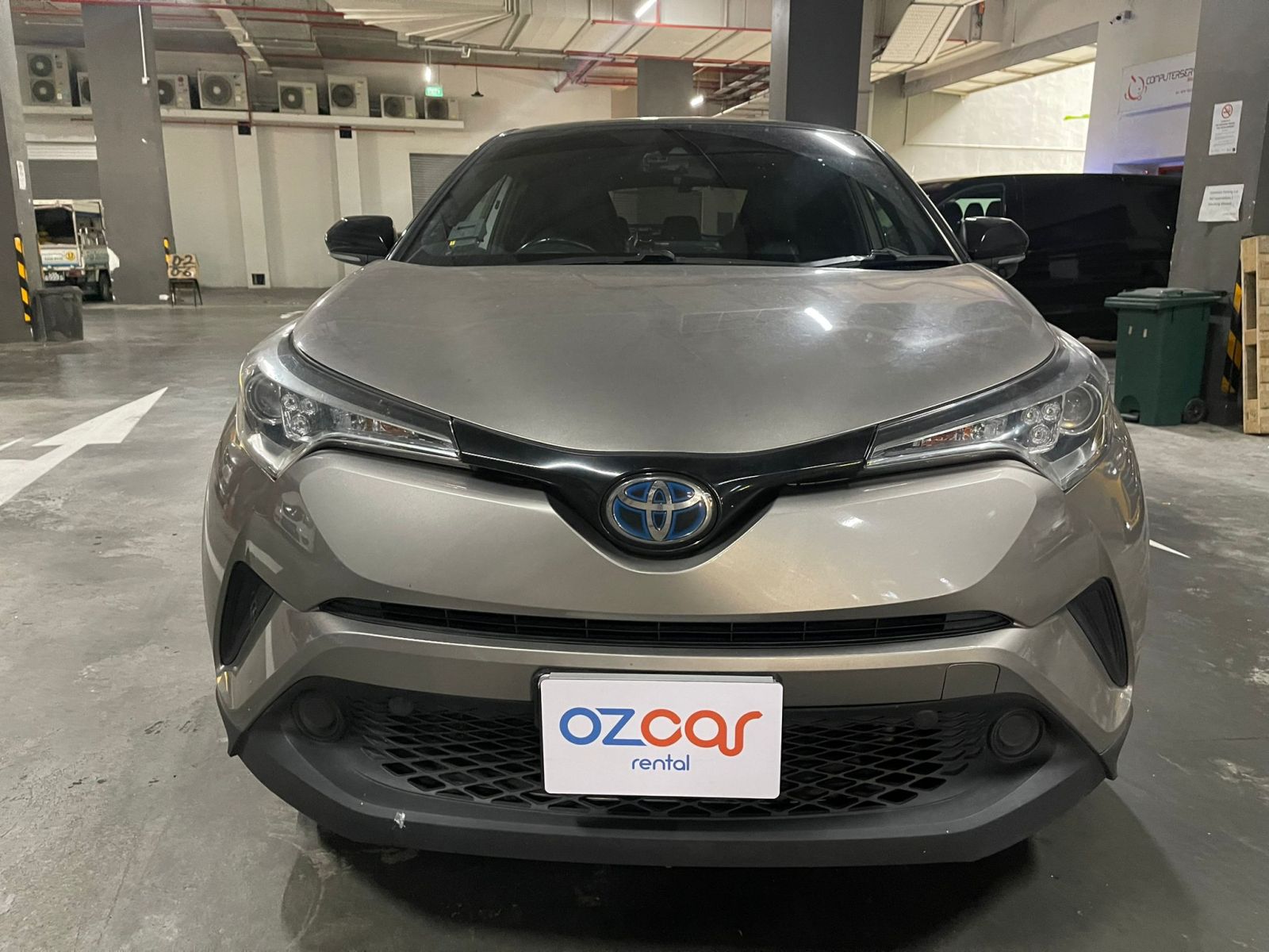 Toyota C-HR Hybrid 1.8A (Personal or PHV)